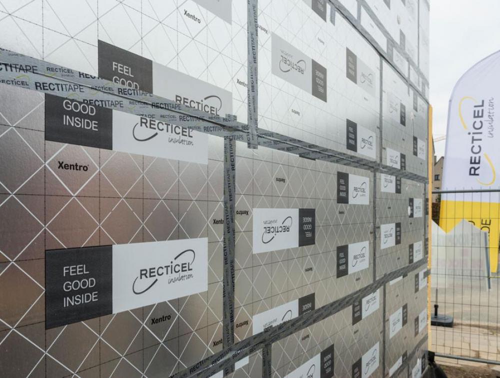 Eurowall Xentro performante spouwisolatieplaat met rectitape