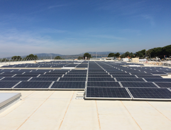 Recticel Powerdeckplus isolant thermique système photovoltaïque