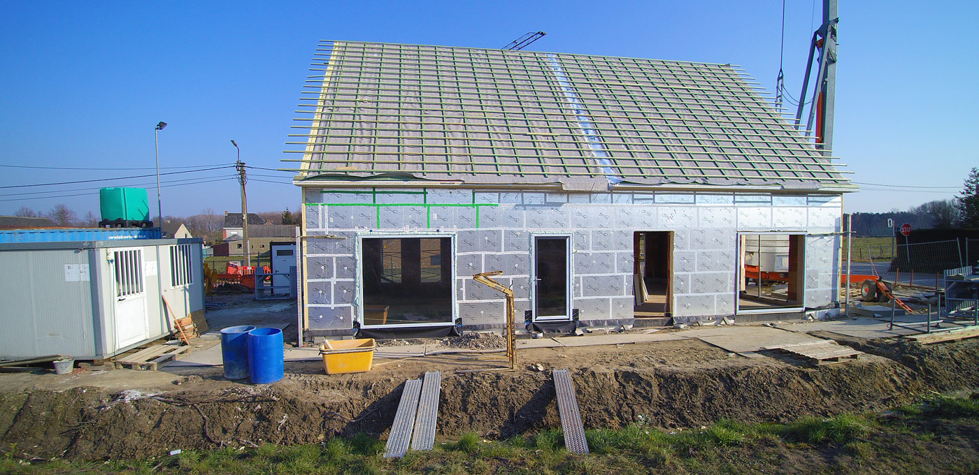 2 BEN-woningen met maximale, duurzame L-Ments hellend dak isolatie en Eurowall spouwisolatie