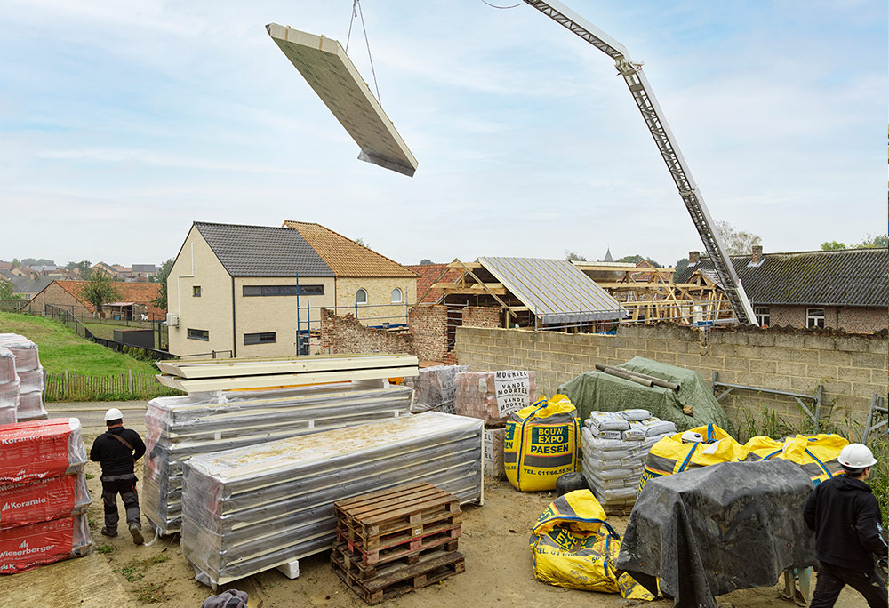Totaalrenovatie vierkantshoeve met Recticel isolatie