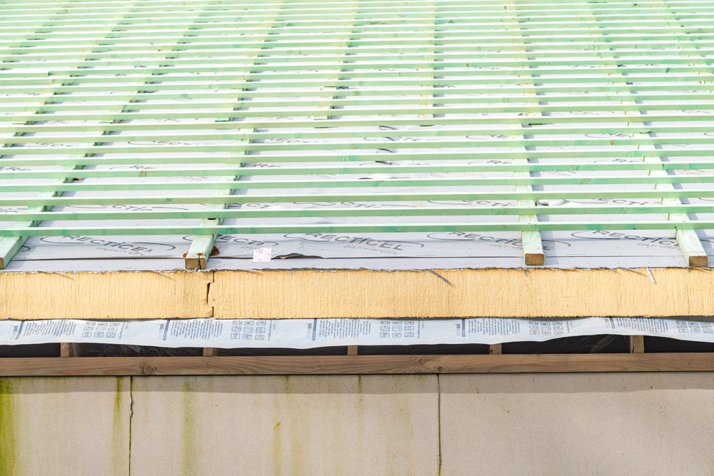 Nieuwbouw project vzw Ubuntu te Avelgem energiezuinig geïsoleerd met Powerroof Max hellend dak isolatie