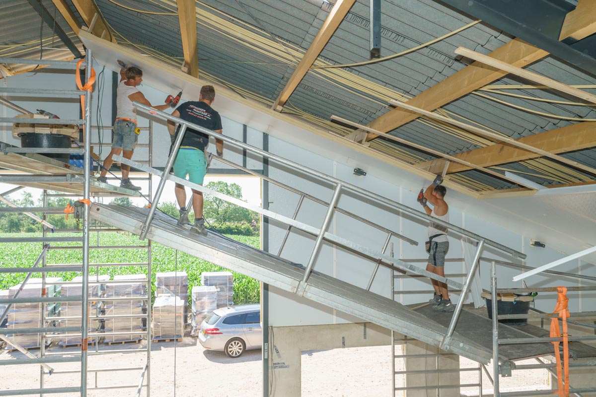 Kalkoenenstal Van Meijl te Weert geïsoleerd met Recticel Insulation Du.Panel X isolatie