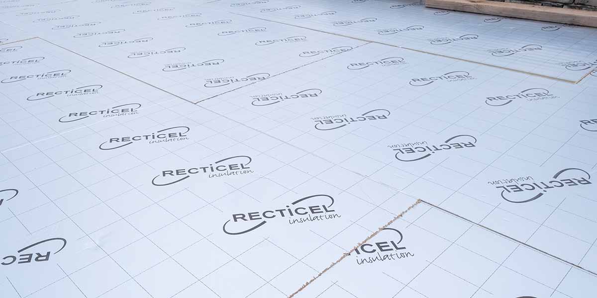 Plat dak isolatie Recticel insulation