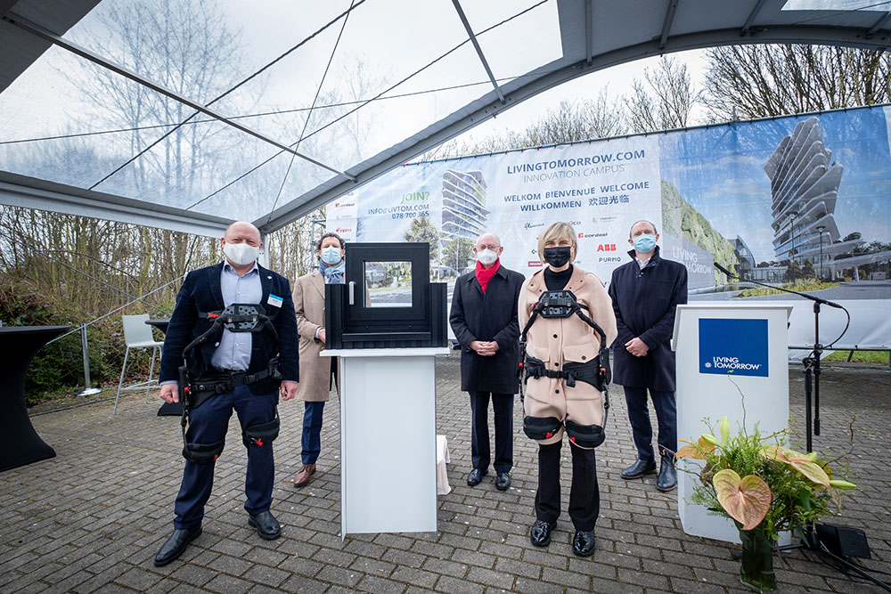 livingtomorrow campus eerste steenlegging exoskelet hilde crevits