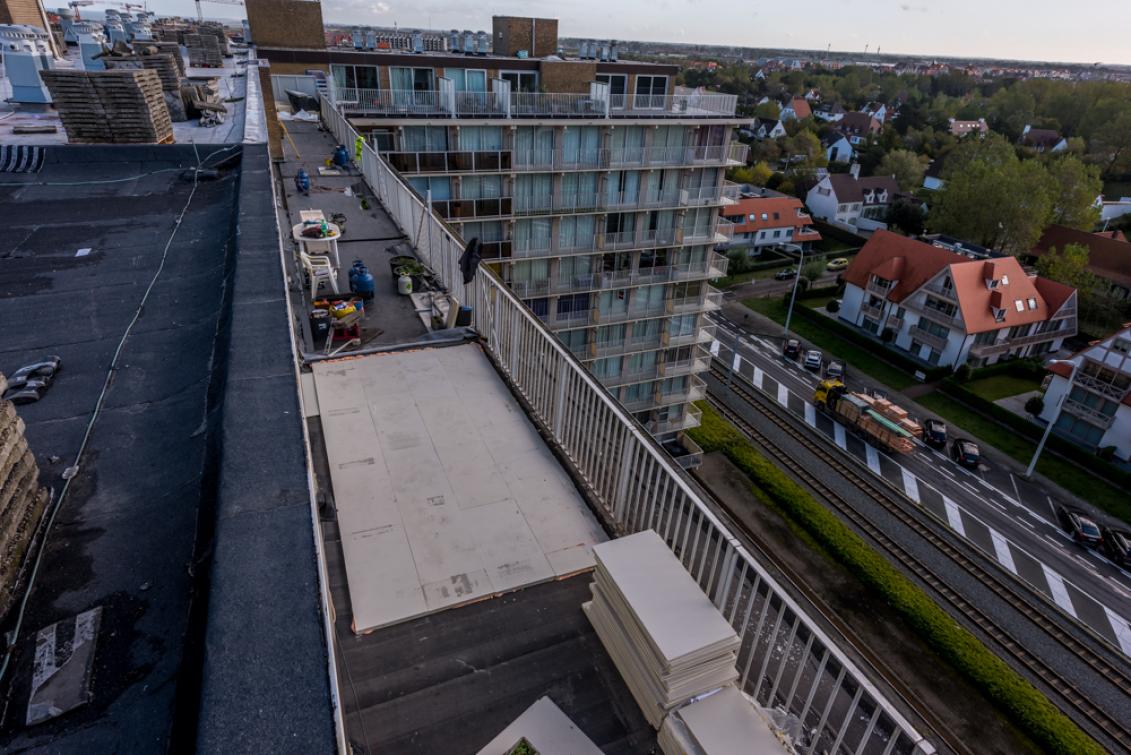 Panneau isolant mince Deck-VQ toit-terrasse