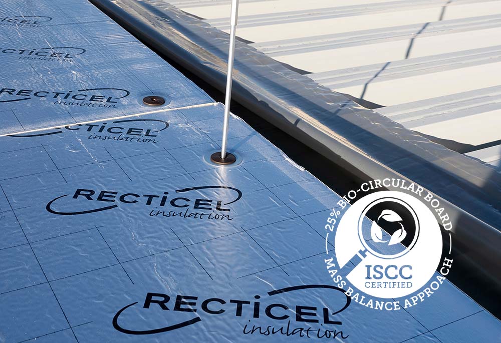 Eurothane Silver Impact platdakisolatie met 25% biocirculair materiaal