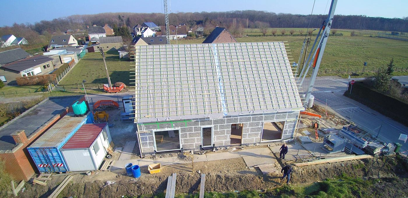 2 maisons Q-ZEN avec une isolation durable maximale de Recticel Insulation