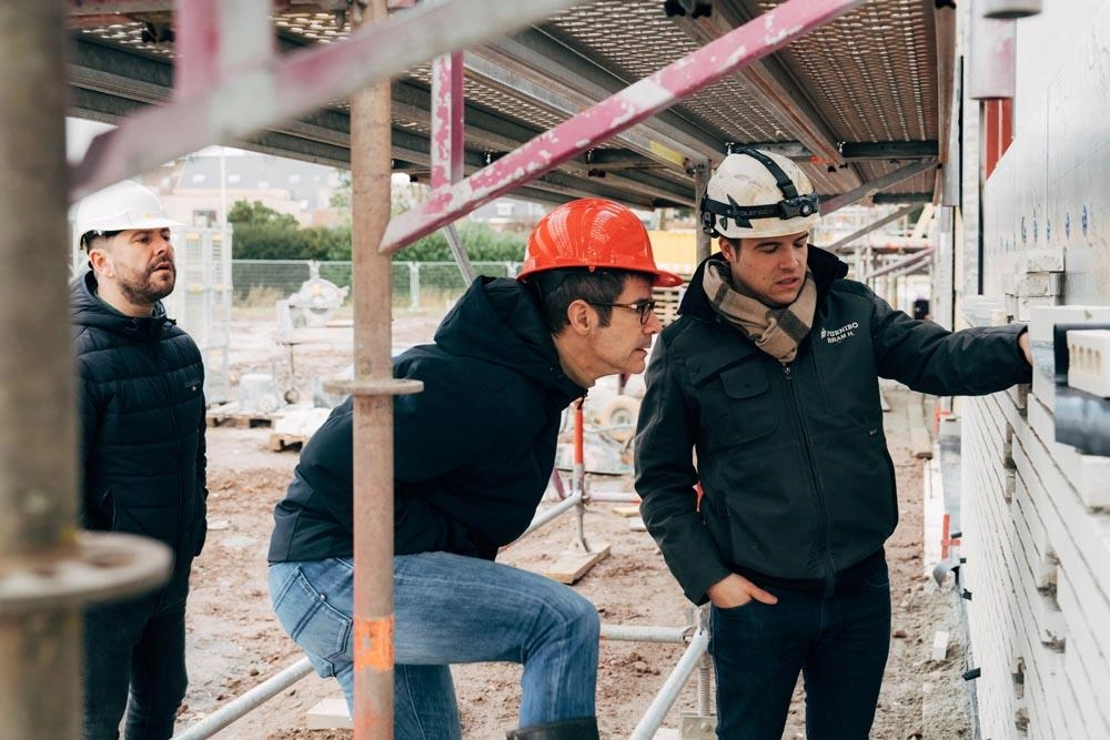 Bouwproject Stekene Cultuurhuis met Recticel Eurowall Impact isolatie foto 8