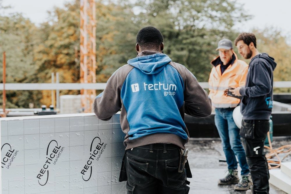 Rénovation restaurant VUB à Ixelles avec l'isolation en pente Recticel