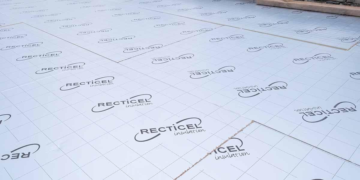 Plat dak isolatie Recticel insulation