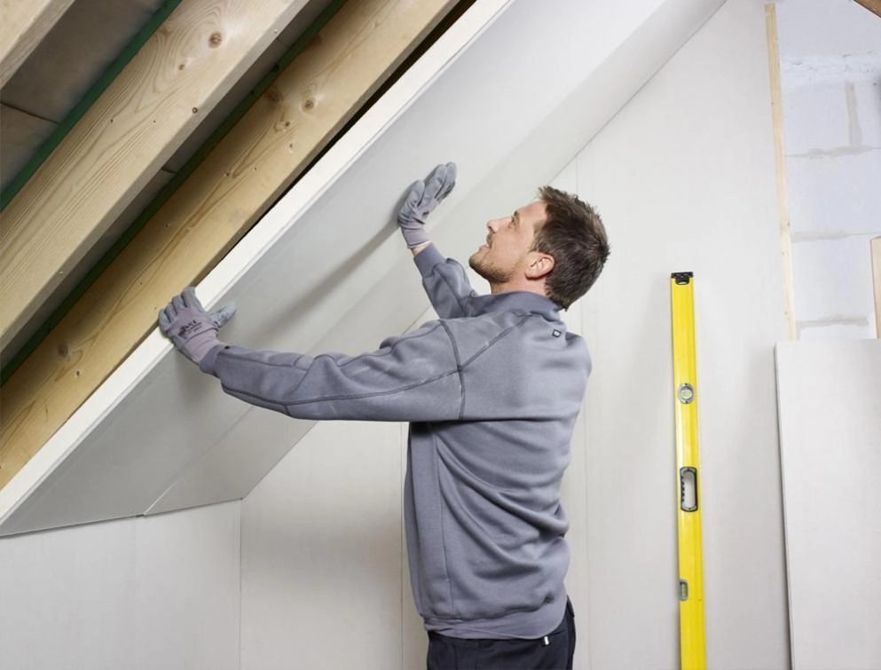 Installation of Eurothane PL insulation boards