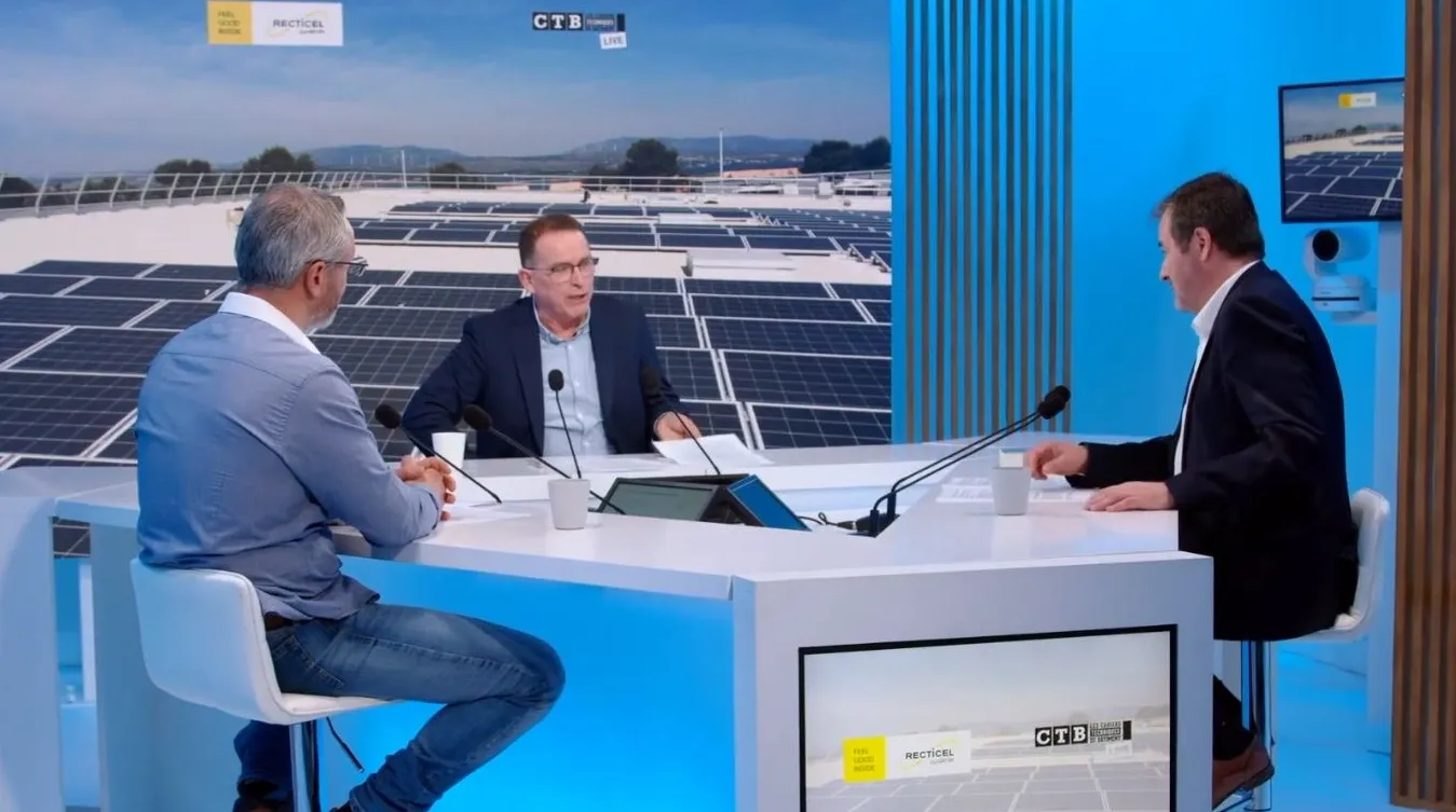 rénovation et solarisation toiture terrasse existante
