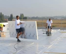 Recticel Insulation's Eurothane Eurodeck insulation application image on top of a roof