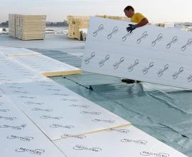 Eurothane Silver panneau d'isolation thermique toits plats chauds - installation