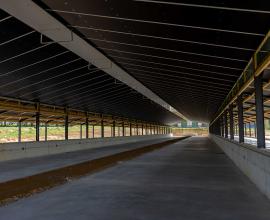 Agricultural building with Recticel Insulation's Lumix thermal insulation panels installed image